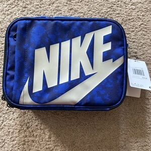 Nike Insulated‎ Hard Shell Lunch Box - Model 9A2744-I29